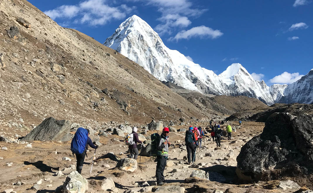 Menuju puncak Everest (Foto: Bagja Hidayat)