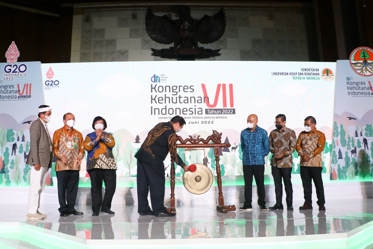 Pembukaan Kongres Kehutanan Indonesia ke VII (foto: dok. KLHK)