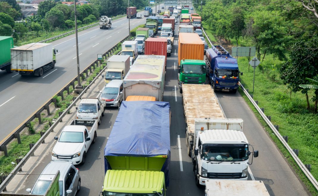 Truk di Indonesia